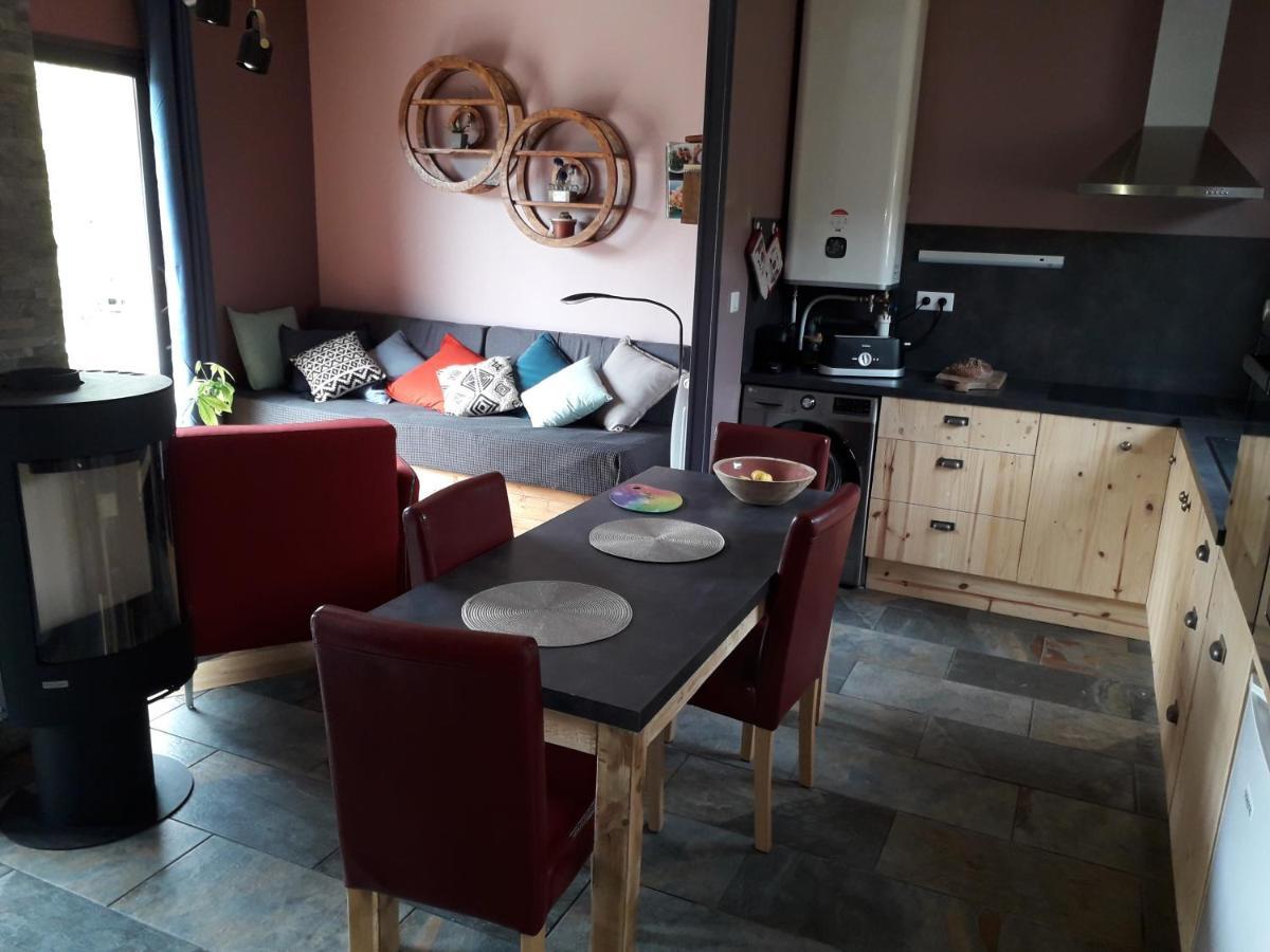 Gite Avec Option Bien-Etre Sur La Veloscenie Montigny-le-Chartif ภายนอก รูปภาพ