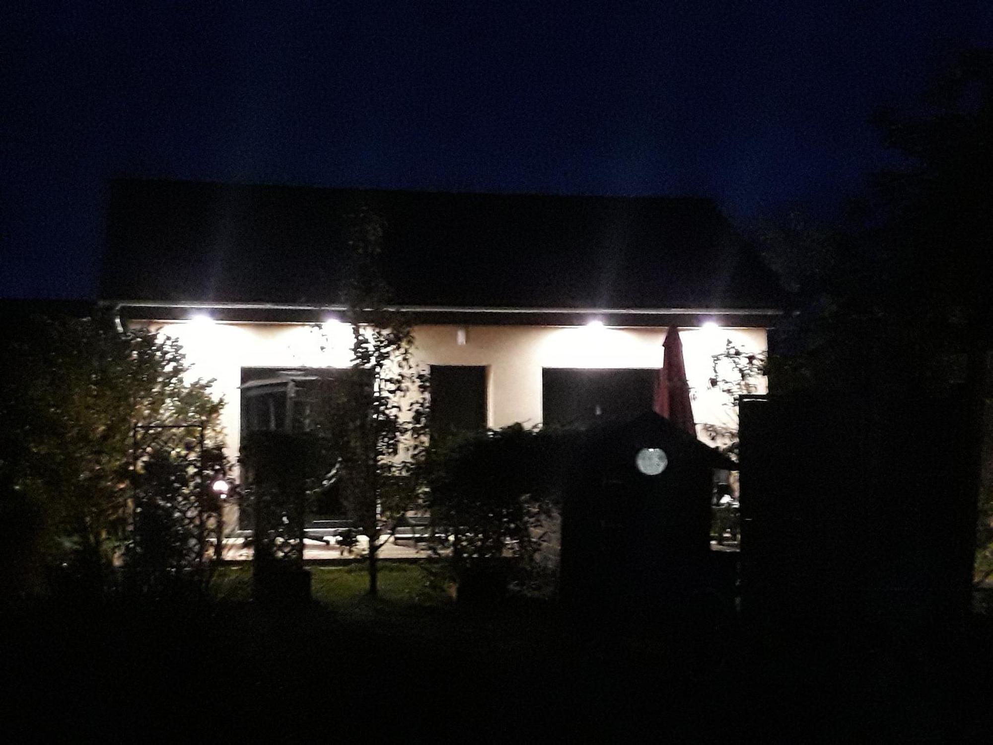 Gite Avec Option Bien-Etre Sur La Veloscenie Montigny-le-Chartif ภายนอก รูปภาพ